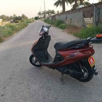 دراجه للبيع كامله تشتغل سلف وهندر كهربائيات كلها شغاله مكان بغداد الدو...