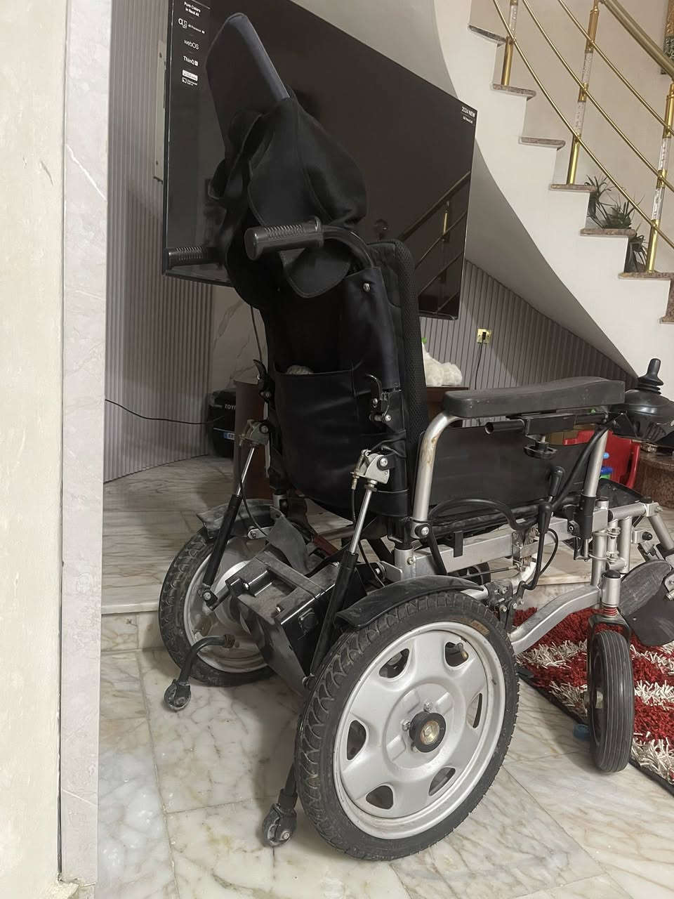 للبيع ٦٥٠ الف المنيوم بعقوبة قرب مصرف الدم هاتف ***********
