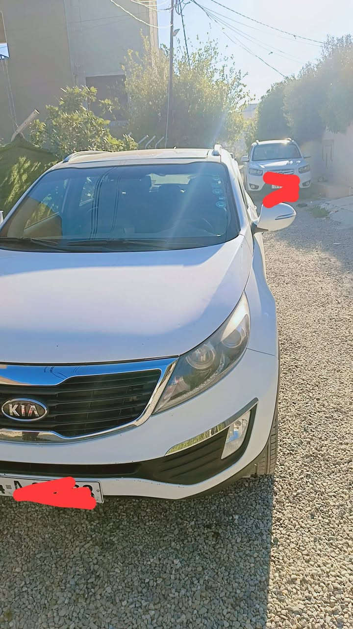 السلام عليكم كيا سبورتج للبيع سعر ١٤٢ $ موديل ٢٠١٣ بصمه بانوراما فول
بيها طخه حادث ماطور بين بابين  صبغ شبرين فقط 
‏‪***********‬‏
