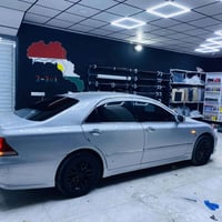 فضي • ٢٠٠٥ • ١٨٠٠٠٠