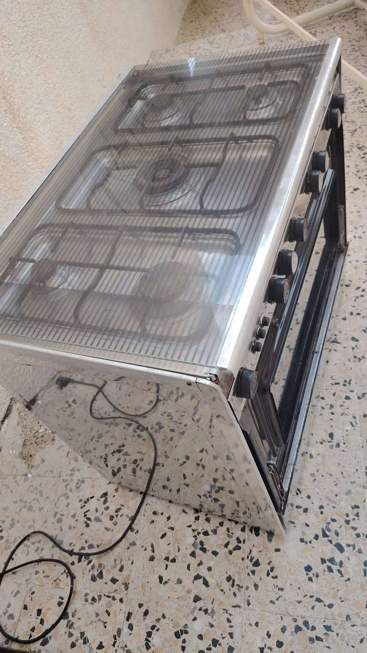 طباخ  للبيع  نضيف  شراي يراسلني خاص 👍  سعر110


**إذا كنت صاحب هذا الإعلان وتريد حذفه لأي سبب، رجاءا أرسل رسالة إلى الدعم الفني**