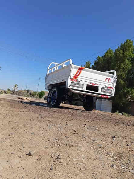 سلام عليكم ستوته لبيع موديل 13  تعمير 25  محرك جديد  اوراق اصولي ***********
