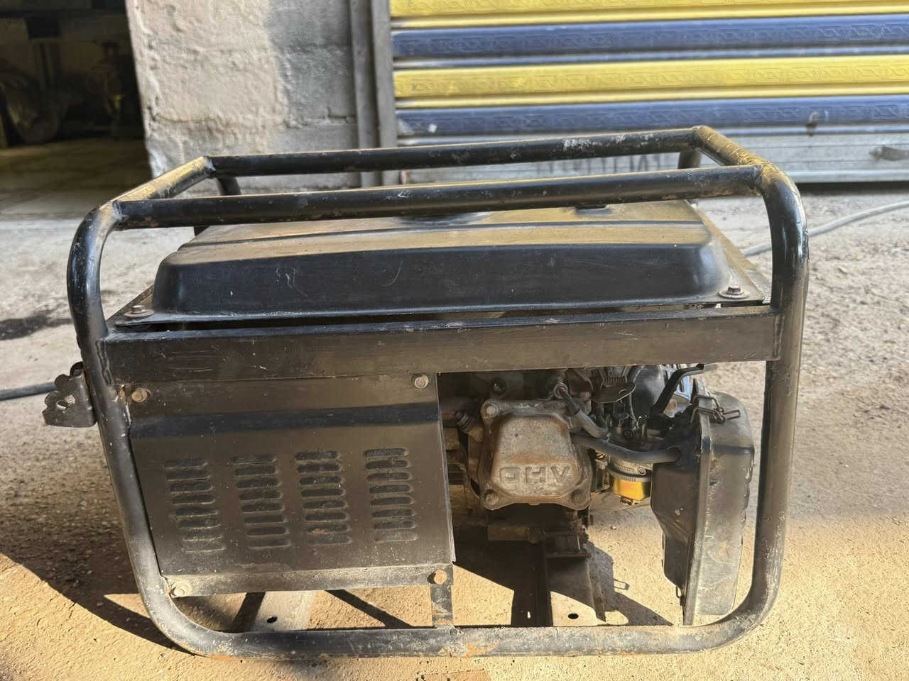 سلام عليكم للبيع موالده ٢ونص كيفي نضافته٧٥بل ميه السعر ١٠٠ الف قفل مكانه بغداد الشعب ***********
