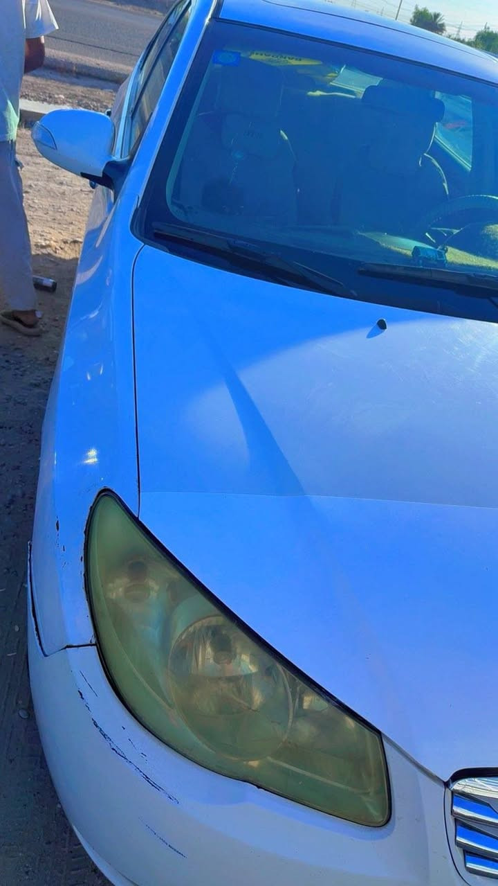 النترا ٢٠١١ خليجي
محرك ٢٠٠٠
بغداد باسمي 
السعر 110$ وبيها مجال

***********واتساب وماسنجر فقط
