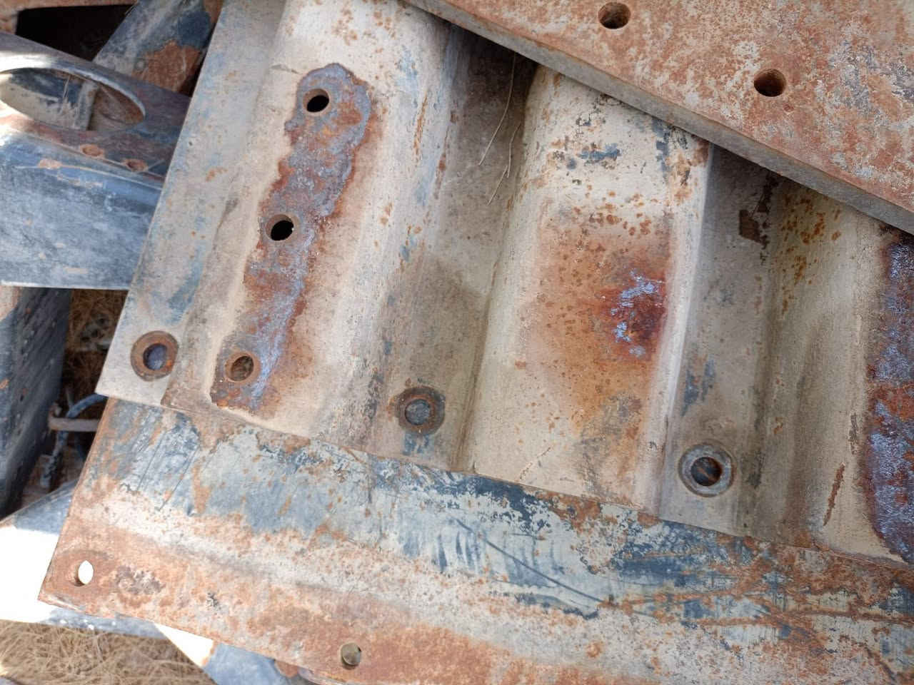 السلام عليكم تعلاوه صينيه للبيع مكانها البصرة الزبير ***********
