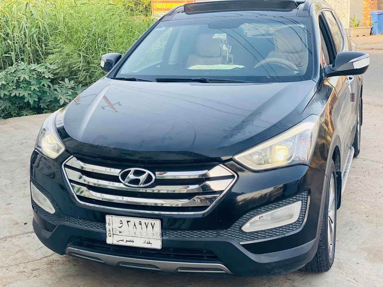 السلام عليكم
هونداي : سنتافي 

موديل :2014

وارد خليجي 

محرك : 6 سلندر

المواصفات 

تحكم استيرن جهتين 

7 اراكب 

3 قطع تبريد 

كشنات جلد 

شاشه 

حساس 

ارضيه جلد 

داخل اسود

ويل كروم 

دواسات 

بعد هواي مواصفات 

رقم بغداد 

سياره بيه صبغ شبر بل بنيد وشويه جراد بل جاملغ  

السعر ب ١٦٥ وبيه مجال مكان سياره بغداد شاطئ التاجي 

رقم الاستفسار ***********

***********
