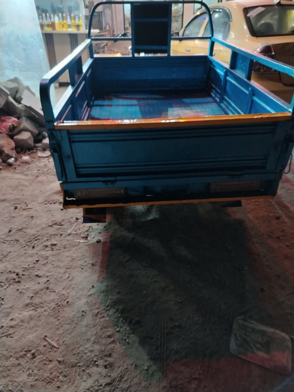 سلام عليكم اريد ابيع ستوته زركه البيع موديل ٢٠١٥ البيع شراي يجي خاص وكيله بل دوانيه مكاني نجف يم صيطره القايش يم مدرسه شمس الشموس *********** البيع سعره مليون ٧٥٠ ابيه مجال
