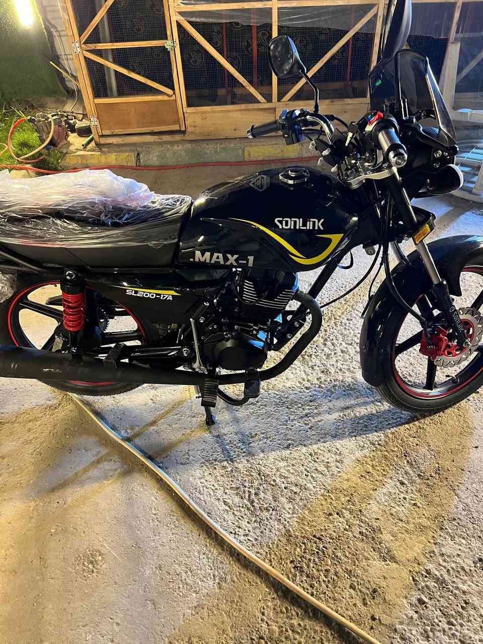 سلام عليكم دراجه زيرو صاله 7ايان من نازله من وكاله
سونك ماكس محرك 200 خمسه كير سعر950 بيه مجال حك جيه بغداد المحمودية ‏‪***********‬‏ بي وتساب
