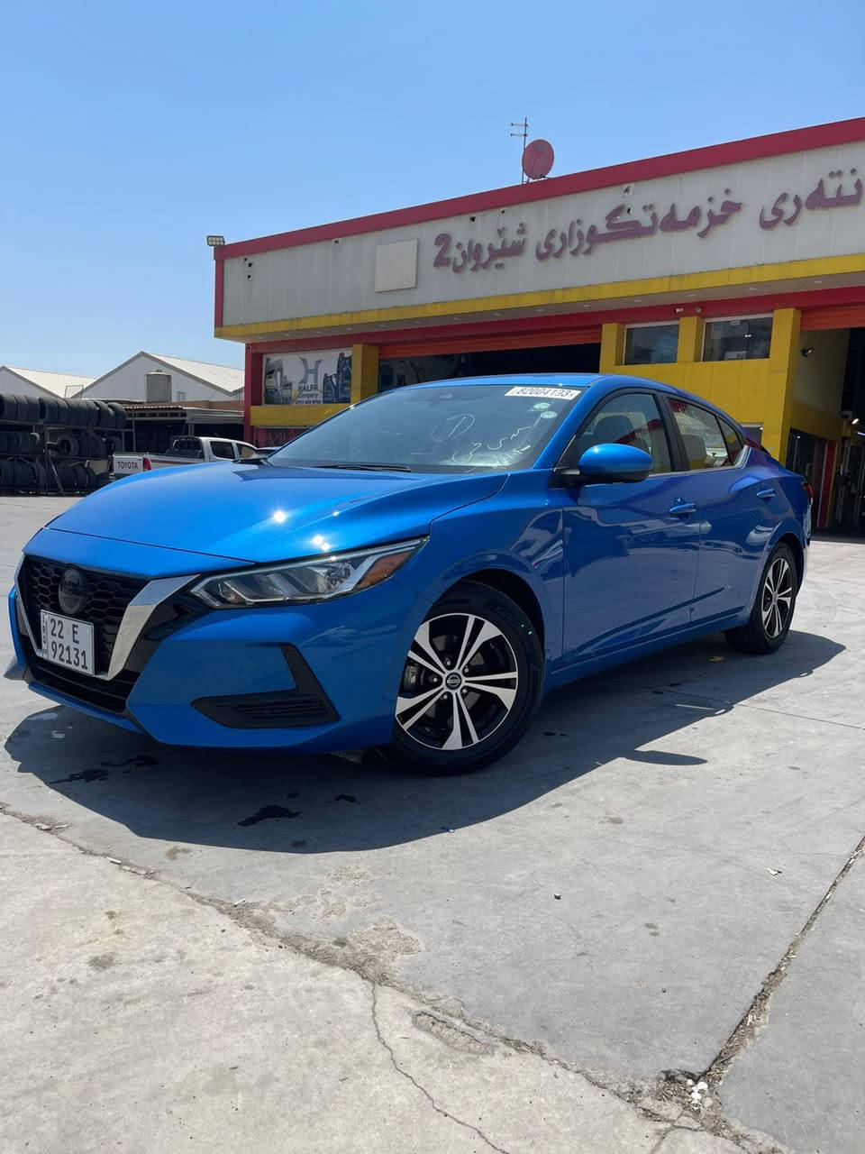 السلام عليكم
نيسان سنترا موديل 22 حادثها مثل ماموضح بالصور والسونار  وهاي صور كدامكم
ماشيه 54ميل
السعر 142 وبيها مجال
مكان السيارة بابل_ الحله 
للاستفسار ***********
