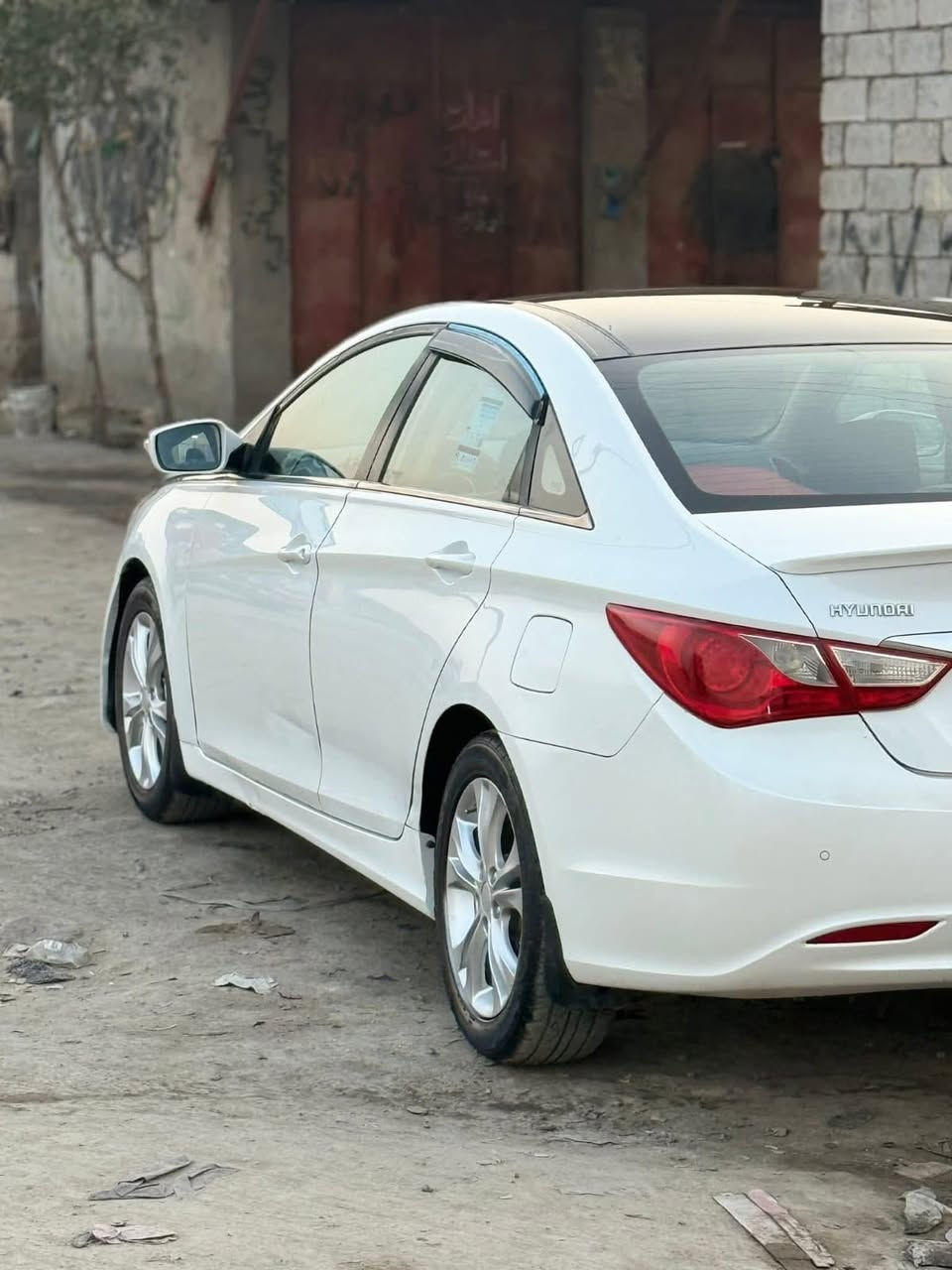 سوناتا 2010 جديدة 
محرك جديد كير جديد 
حداديه خير من الله تخم تاير
رقمها أربيل دولي بسمي وكاله وتحويل 
Panerama
مري شفط 
تبريد + تدفئة 
تخم تاير 
دوشمه جديده
السعر 121 المكان بابل الحمزه الغربي 
***********
