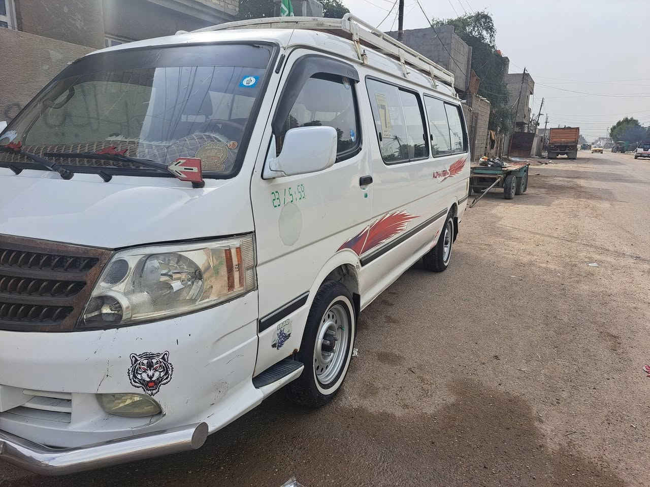 السلام عليكم فتون موديل 2014 للبيع رقم  واسط انكليزي كير ومكينه واكسن مكفولات غير مطلوبه مصفره هيئة وغرامات السعر 77 $ وبيها مجال
باقي تفاصيل اتصال  واتساب او على رقم  
***********
