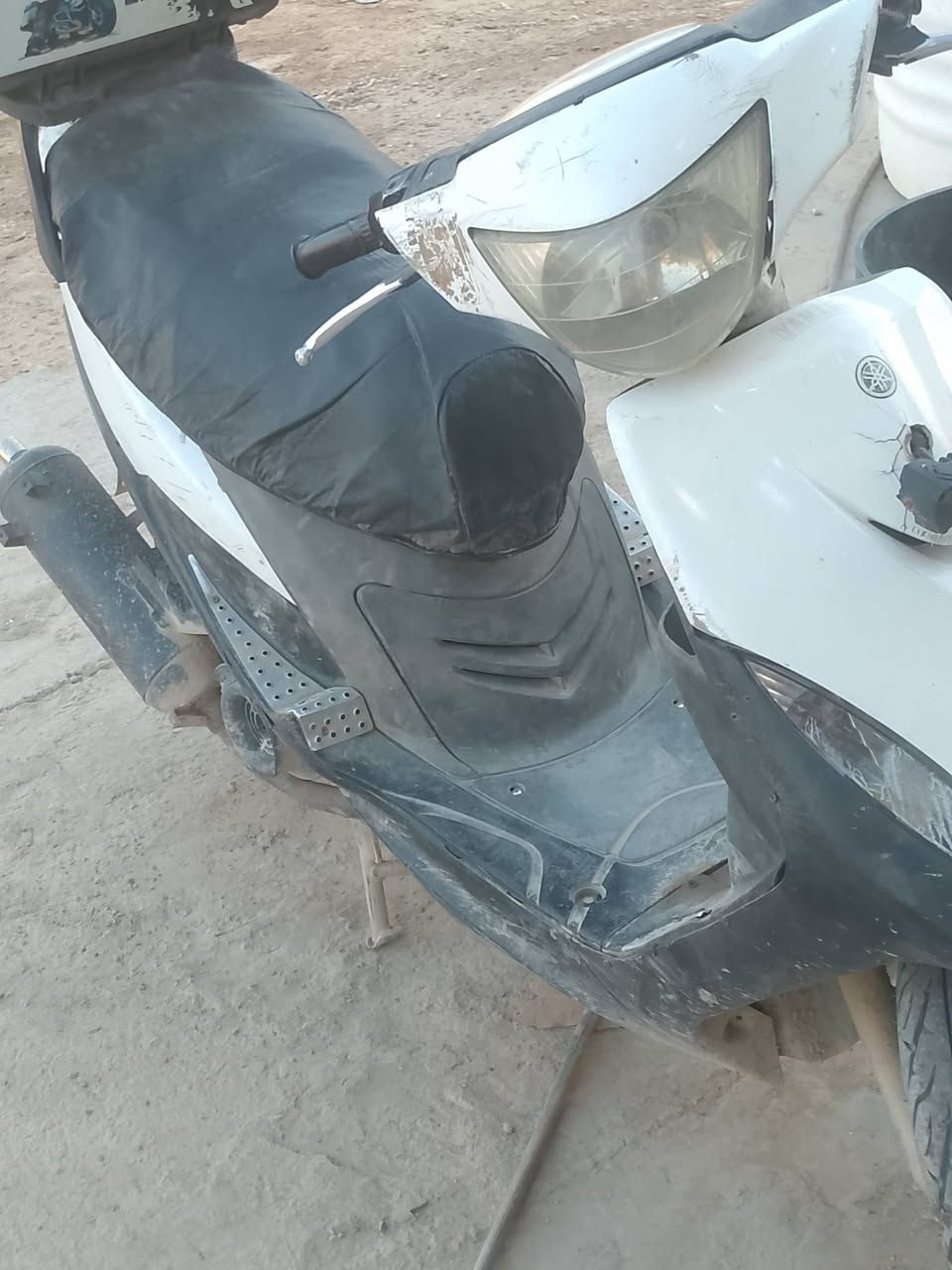 سلام عليكم شباب دراجه للبيع الدراجه نضيفه محرك ناعم لا نضوح لا تبخير لا تنقيص الدراجه كامله كهربائيات كله كفاله كله شغاله نكره هندر نقص بس سلف العنوان بغداد الدوره كراره الرقم *********** السعر 350 وبيه مجال تعال افحص وشوف بعينك احسن
