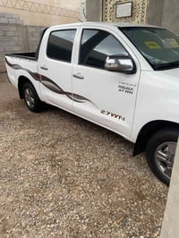 هايلكس ٢٠١٣ • مكفوله • كير عادي