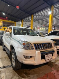 تويوتا برادو موديل 2009 يد واحدة فقط ماشي 104,000 كم السيارة نظيفة جدً...