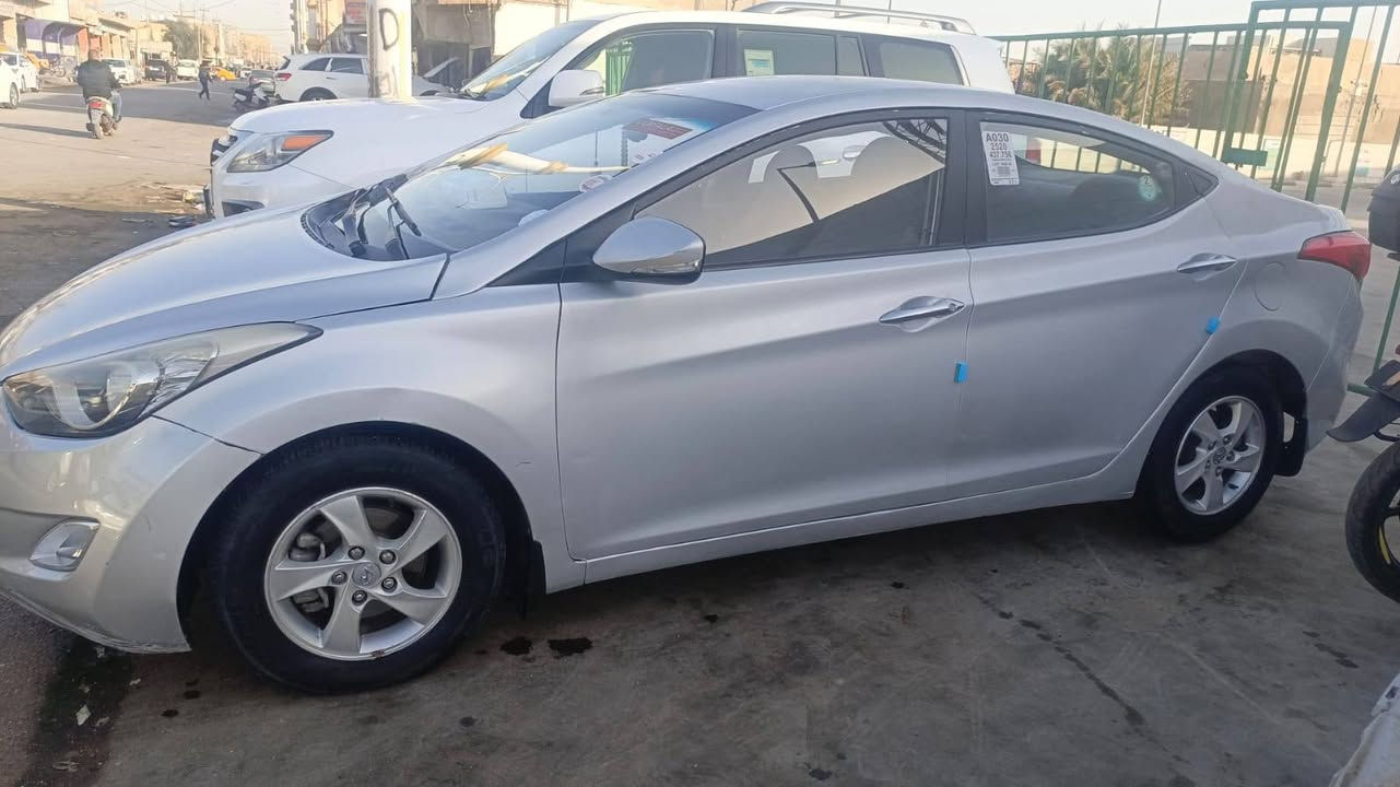 السلام عليكم انترا افانتي أدوات مديل 14 متؤمه بغداد أرقام اصليه انكليزي وسنويه جاهزه ونضيف كصه جنطه للبيع السعر 50 مكان السياره ناصريه مركز المدينة هذا رقمي ***********
