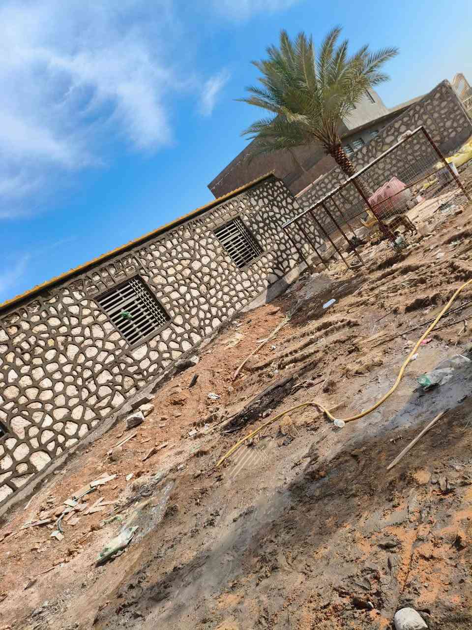 اللهم صلِّ على محمد وآل محمد 
اخوتي جزء من عملي للبناء الحجر كرسته وعمل وباسعار تنافسيه دقه وعداله وجماليه ومصداقيه في الموعد مستعدين لكافه انواع البناء البيوت والاسيجه والممرات والديكورات والرصف وكافه الاعمال  ان شاء الله ينال اعجابكم  للتواصل خاص او الاتصال ع الرقم *********** متوفر واتساب
