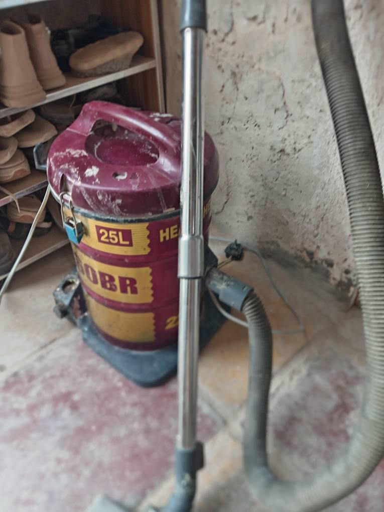 تانكي ٥٠٠ لتر سعره ٤٠
كاونتر بابين ٤٠
ساحبه.٣٥
ملحق كاونتر زاويه سعره ١٠
مرمرات كاونتر كلهن. ٤٠
مكانس الوحده ١٥ نهايتهه
المكان النداء شارع جامعه الكفيل النجف, العراق


**إذا كنت صاحب هذا الإعلان وتريد حذفه لأي سبب، رجاءا أرسل رسالة إلى الدعم الفني**