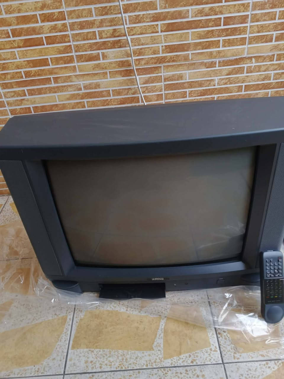 تلفزيون حجم ٢٥ كوري اصلي غير مستعمل ١٠٠ الف.    حجم ٢١ ٨٥ الف.   توصيل ٢٠الف


**إذا كنت صاحب هذا الإعلان وتريد حذفه لأي سبب، رجاءا أرسل رسالة إلى الدعم الفني**