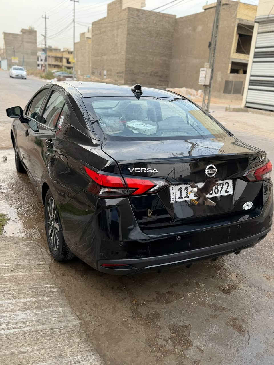 السلام عليكم
نيسان فيرسا 2021 SV

مواصفات: بصمه ،تحكمات ستيرن ،شاشه كار بلي ،
حساس خلفي ،رادارات امامي وخلفي وجانبي 
ماشيه 63 الف ميل 
رقم بغداد انكليزي سنويه وهزة جديده 
صور الحادث والسونار داخل المنشور 
كير مكينه تبريد كفاله 
السعر 103 ورقات
*********** للاستفسار اكثر
