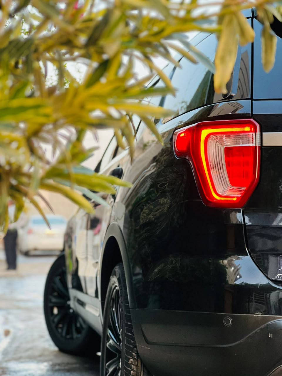 اكس ابلاور موديل 19 رقم سليمانيه سنويه جديد تحويل مباشر تخم تاير جديد حجم 20 السيارة وارد امريكي بدون ضرر اكليل اللون اسود ملكي السيارة فول عدة البصمه بدون تنته تشغيل عن بعد بصمت أبواب السيارة جديدة كلش استعمال شخصي يعني السيارة مال بيت ماشيه ميل 122متر ، 3 قطع تبريد 7 راكب كشنات جلد اللون اسود داخل السيارة كشن السائق كهرباء إخوتي بيها مواصفات السيارة بوليس العنوان ديالى بعقوبة إخوان أعتذر ماجاوب بالتعليقات ولا بالخاص الشراي يتصل *********** السعر 200
