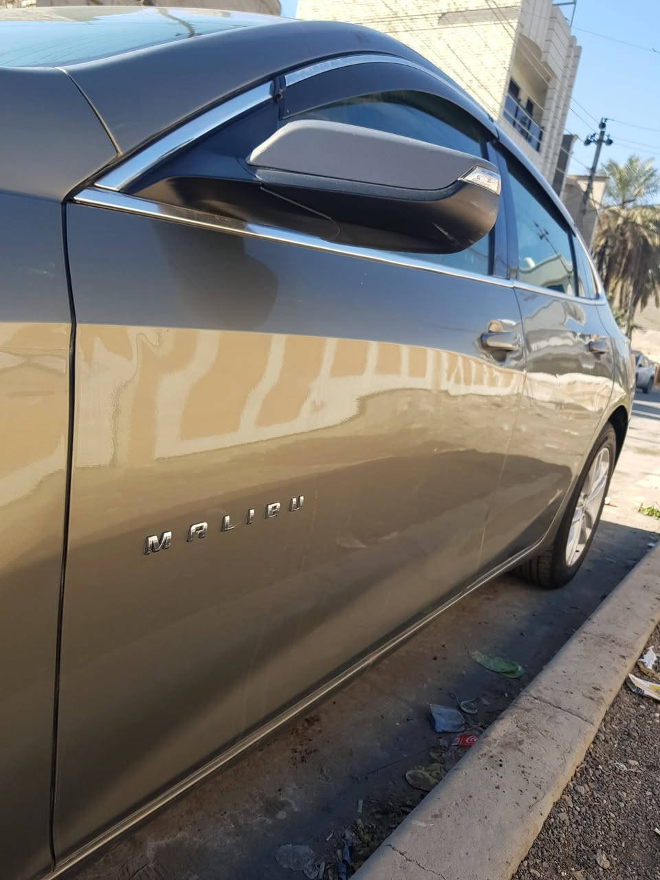 مـاليبو موديلـ2018 . Lt فول عدا الفتحه ورارد كندي المرغوب
🧿 مواصـفات معروفه والسـياره معروفه .. 
🧿 محرك 1500 تيربو 4 سلندر  , 
🧿 گير 6 نـمر AT . 
لون سلفر ذهبي
تـشغيل عن بعد
 تدفئة تبريد 
 بصمة ابواب  ، تبريد قطـعتين ،  
 اشاير بل مري 
حساسات شغاله .تراكشن 

📌 الضرر " مـوضح بالصور 📷
 السيارةمصبوغه توكود حزام بامريكا 

سياره كامله مكمله وما ناقصها شي رقم سليمانية جديد هزه سنويه كامله تحويل مباشر او وكاله  ..الـسعر112$ وبيها مجال للشراي وحك الجيه مكاني بغداد الرصافه 📍

خاص او واتساب *********** 📞
