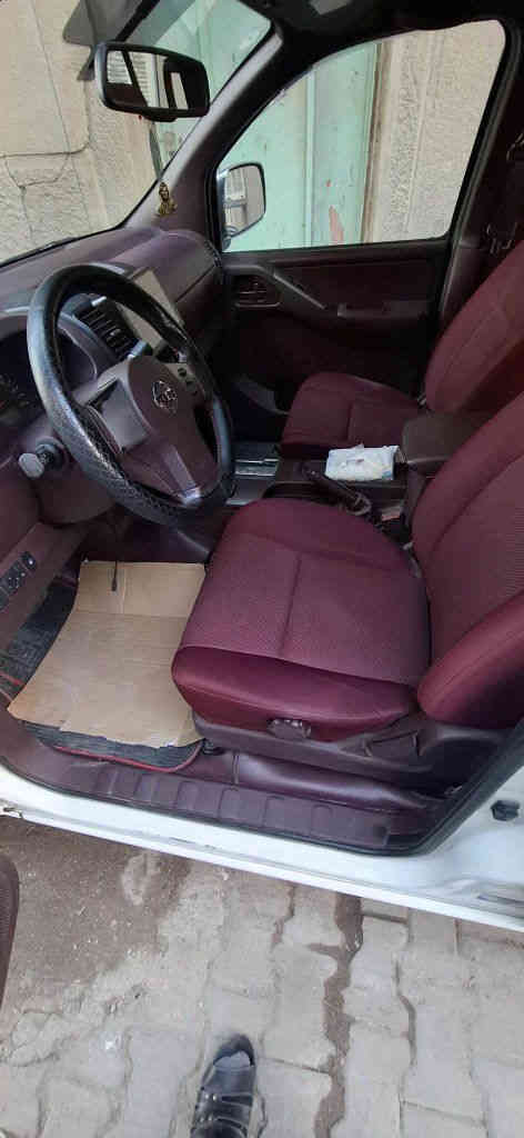 سلام عليكم 
من رخصة الادمن 
نيسان نيفارا موديل 2013 رقم بغداد بإسمي إنكليزي هزة جديدة بشهر الرابع تحويل مباشر محرك وكير مكفولات صدر جديد تخم تاير ادامة كاملة منظومة البنزين راديتر جديدة صور السونار موجود من ضمن الصور السيارة بيها الهلال الخلفي صبغ وجزء من الدعامية الامامية فقط والباقي بارد مكانات مكان السيارة بغداد الشعلة السعر 136 وبيها مجال للأستفسار الإتصال على الرقم *********** موجود واتساب الرجاء عدم التعليق الشرايين يتصل
