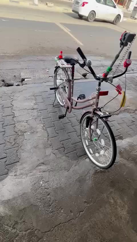 سلام عليكم بايسكل للبيع موديل 22 
130 وبي مجال


**إذا كنت صاحب هذا الإعلان وتريد حذفه لأي سبب، رجاءا أرسل رسالة إلى الدعم الفني**