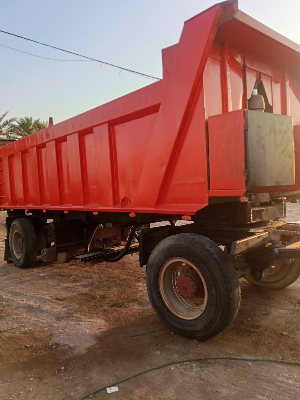 سلام عليكم
عربانه للبيع بدون تاير ولا ويل 
السعر شده وبيها مجال قليل 
***********
