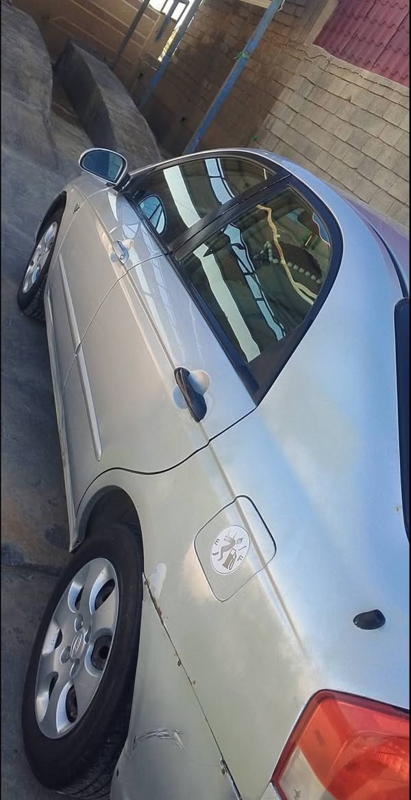 السلام عليكم للبيع مسعجل  كيا سبكترا موديل 2009السياره نضيفه السياره بيه الجه اليمين بيه ضخه خفيفه السياره المكينه والكير مكفوله كفاله مكينه 1600 السعر 75وبيه مجال  المكان صلاح الدين قضاء بلد تقاطع بني سعد الاستفسار الاتصال على الرقم ***********
