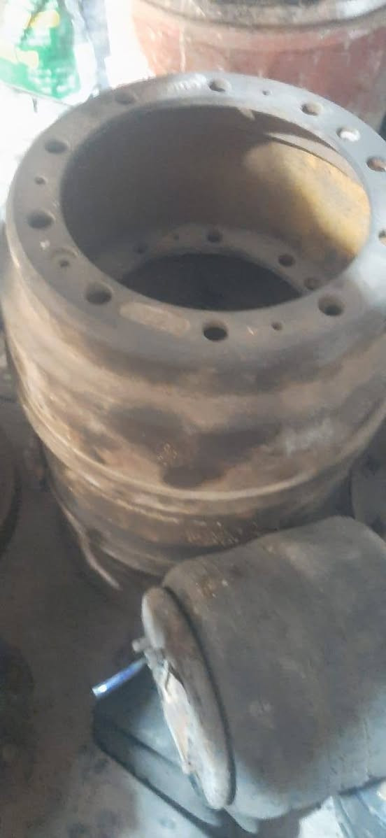سلام عليك يوجد فلنجه بنز وتحيه مال الفينينه تصير جوه لقد ومجمع اوربي بطل ***********

