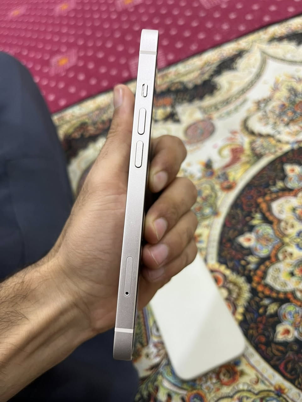 آيفون 13جهاز نضيف ذاكره 256بطاريه 90سعره 550
للتواصل:***********
