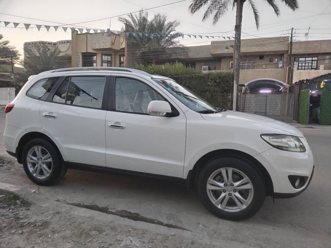 السلام عليكم

هونداي سنتافيا 2011 خليجي
مكينه 6سلندر فول مواصفات
مكفوله من الضربه والصبغ 
بصمه
كشنات كهرباء
سلايت طكتين
7راكب
كاميرا
مري كهرباء
تخم تاير جديد
تبريد 3قطع
لايت زنون
رقم بغداد دولي بأسمي
السعر 170ورقه
مكاني بغداد الغزاليه *********** بغداد, العراق
