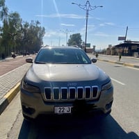 للبيع فقط سيارة جيب شيروكي 2019 لون ذهبي رقم اربيل ماشية كيلو  119176 ...