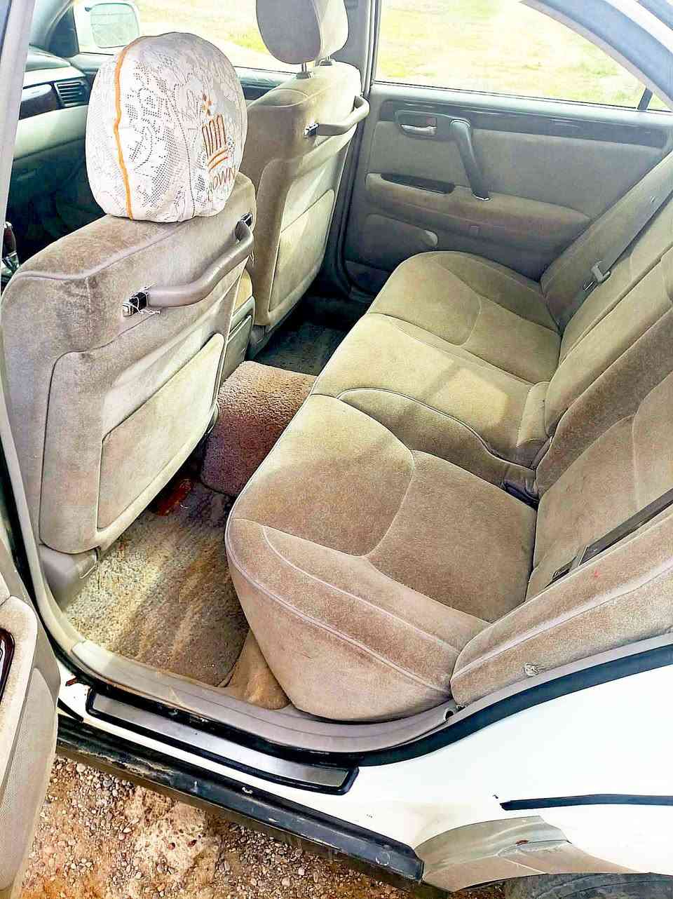 سلام عليكم
سياره ملكه كلش حلوة سيارة 
ادوات بدون لوحات بدون سنوية 
موديل 2002
كرستال اصل
دكمتين
تبريد خير من الله
حداديه 100/80
السياره كامله
دواخل بلكارتون 
تحوير نجف فوك وجوه 
ما ناقصها شي بس 
السعر 40 وبيها مجال قليل حق الجيه
#عنوان #صلاح 
التواصل واساب فقط  ***********
