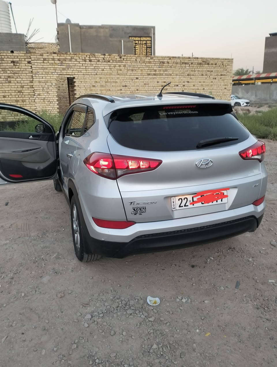 للبيع توسان امريكي موديل 2018 سياره نضيفه من كولشي تخم تاير جديد تبريد ثلج حداديه جديده ماناقصه شي ماشيه 87 الف / السعر 165 وبيه مجال للطيبين مامتواجد على ماسنجر  رقم الهاتف *********** عنوان بابل السياحي
