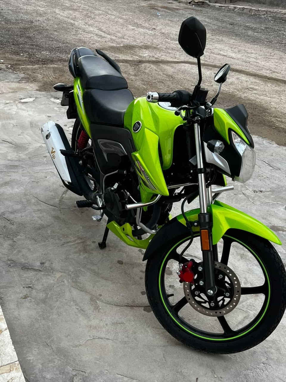 هاوجي للبيع موديل ٢٣ مسجل كامل مكفول من كلشي السعر ١٨ونص للاستفسار ***********
