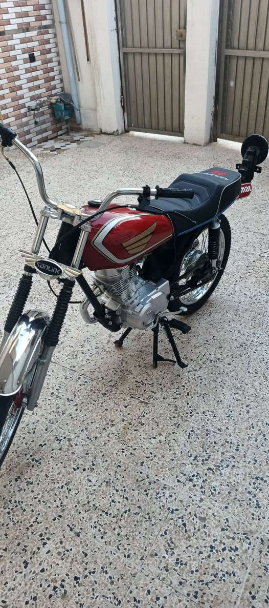 دراجه رابيدو 2026
تعميره جديده

اصبانه مامضروب 

نشاط فصله فول

سعر 670 بي مجال قليل

مكاني الأيسر 

رقمي راسلني خاص


**إذا كنت صاحب هذا الإعلان وتريد حذفه لأي سبب، رجاءا أرسل رسالة إلى الدعم الفني**