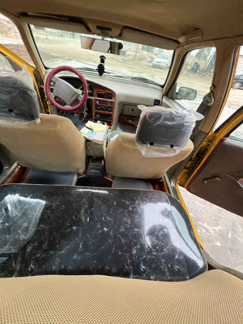 بيجوا الميس موديل 2013 مكينه وكير خير من الله سنويه جديده رقم انكليزي بغداد مصفرة هيئة وغرامه السعر 37وبيها مجال الاستفسار ***********
