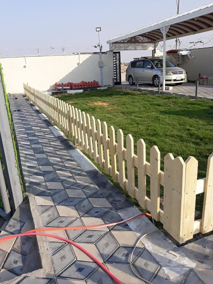 السلام عليكم 

ورشة المبدع لعمل كافة الديكورات و الاكواخ الخشبية و حسب الطلب . العمل داخل البصرة فقط 

***********
