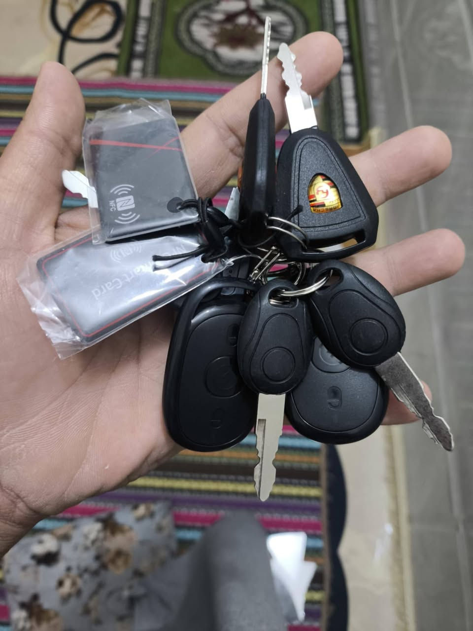 السلام عليكم
دراجه شحن للبيع جديده 
سرعه 90
حجم 20
بطاريات5
التواصل خاص على واتساب  او اتصال هاذه الرقم 
***********
ملاحظه الدراجه زيرو ماماشيه 
بصمه سويج كارت 
السعر 300
