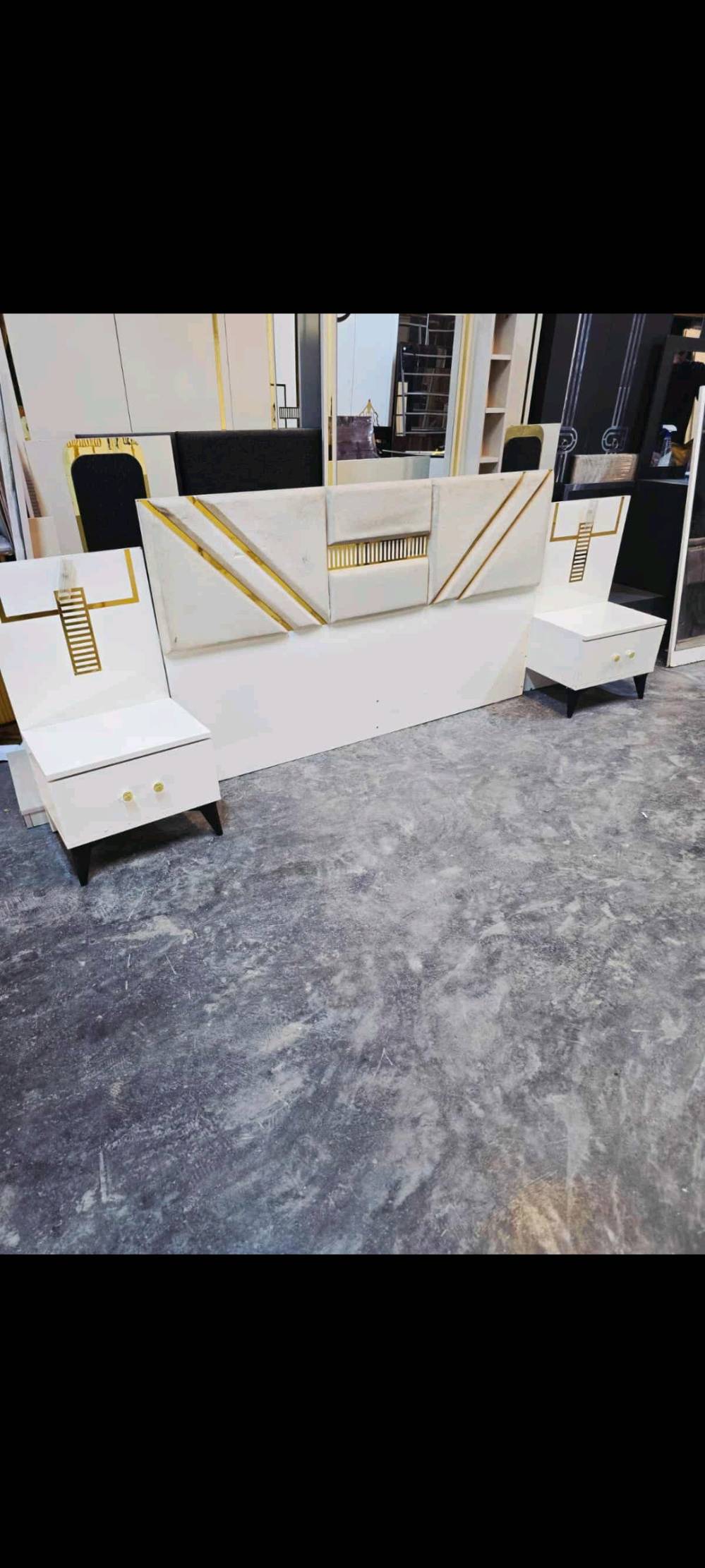 ٦ قطع اخت جديد نضيفة حيييل 