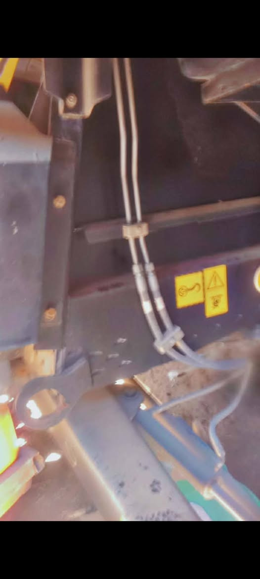 للبيع حاصده 4 بلم موديل 2017 مشتغله تقريبا 3000 او اكثر تك درام نظيفه ومكفوله محرك مامفتوح
السعر 105 وبيه مجال
*********** و***********
