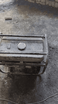 مولد • يدخن • عوزه بطارية