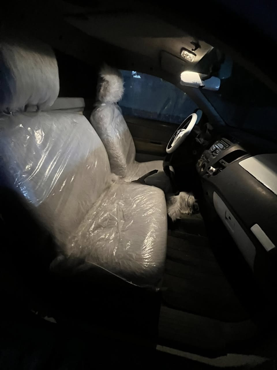 للبيع..سيارة بيكم موديل 2006..رقم بصرة..السنويه ما منتهيه .2028 بسمي..مكفوله كفاله عامه.." من ضربه" 

المكان بصرة.زبير 

للتواصل ***********
