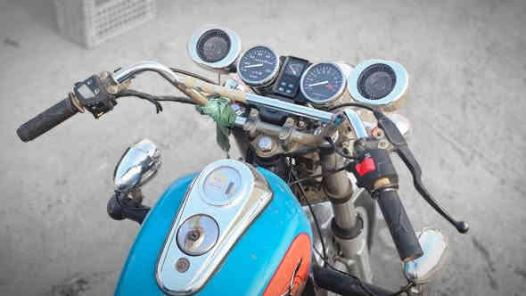 السلام عليكم ستوته للبيع موديل 21 الستوته جاهزه مال جناي اوراق اصولي الستوته بلاديه مكينه 21 تخم تاير جاهزه من كل شيء كل شيء ما عايزه سعر 1,650 وبيها مجال للشراي مكان بابل الشوملي ✅ رقم الهاتف ***********
