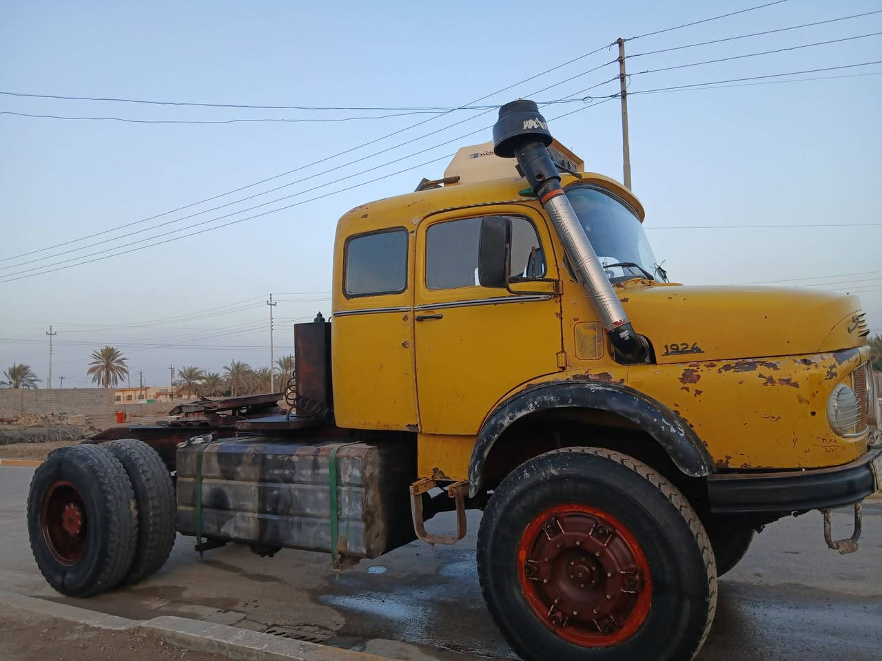 لبيع اقجم موديل ٨٠ كير ١١١ اكسن جي اف كاردن جديد محرك بي خيط بخار السعر ١٣٥ وبيه مجال بصيط تحويل مباشر ***********
