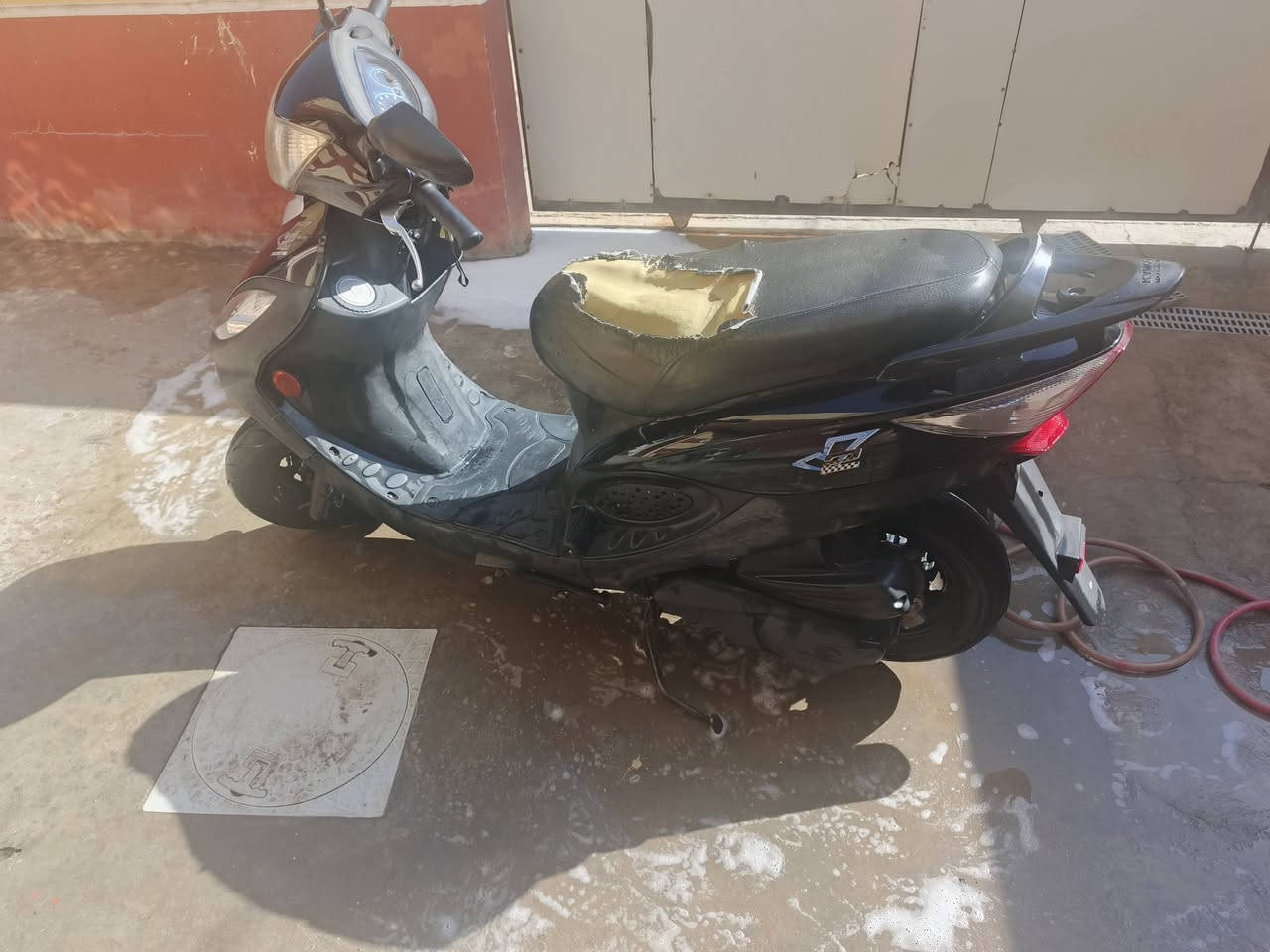 سلام عليكم كامكوv2 للبيع دراجة نوزل رمبة اكفلك ياهة من كلشي مكينة خرسة كفرات كلة مختم دبلات كاملة من كلشي  وجديدة كهربائيات كلهة شغالة الدراجة يحتاجلهة بس دوشمة نوزل وفيت بم وجويتر كلة جديد وعل فحص وتجي تفحص برغي برغي اذا بيهة نقص تاخذهة وتروح السعر خاص للتواصل***********
مكاني بغداد
