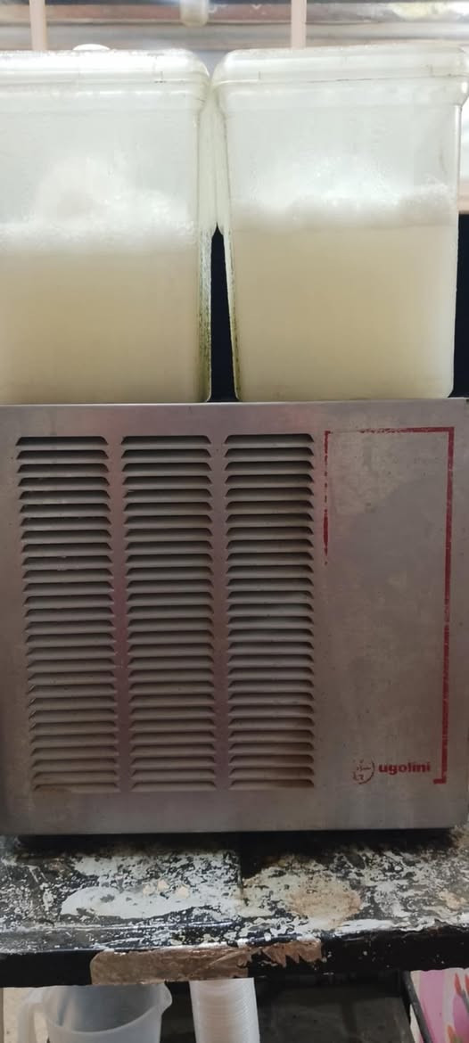ماشينة شاربات ايقوليني 2 باق كلش دوريجين تبرد ماشاء الله 
***********657053235


**إذا كنت صاحب هذا الإعلان وتريد حذفه لأي سبب، رجاءا أرسل رسالة إلى الدعم الفني**