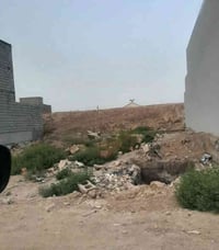 قطعة أرض زراعية مشموله بقرار التمليك مساحة ٢٠٠متر خلف المخازن مقابل كل...