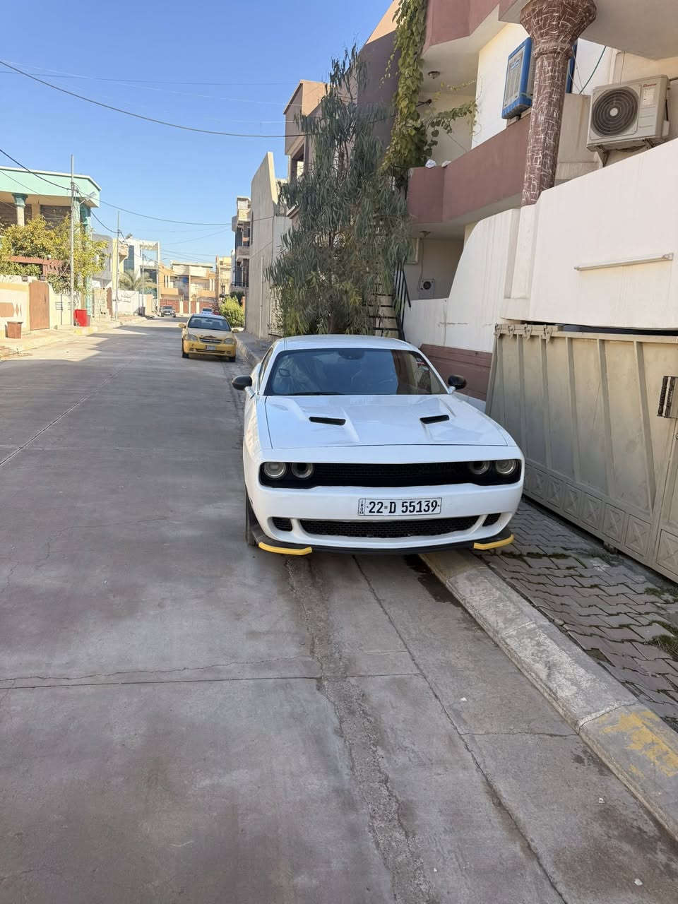 للبيع  جالنجر ٢٠١٨ sxt
سياره جاهزه من كل نواحي بيه ٥ قطع صبغ وسعره مناسب وسياره ماشي ١٢٠ الف كيلو متر مو ميل عليه برمجه مال 6.4  باقي تفاصيل محرك جديد تايرات جدد صدر جديد 
تعال خاص وتدلل سعر ١٤٠ وبي مجال 
***********
